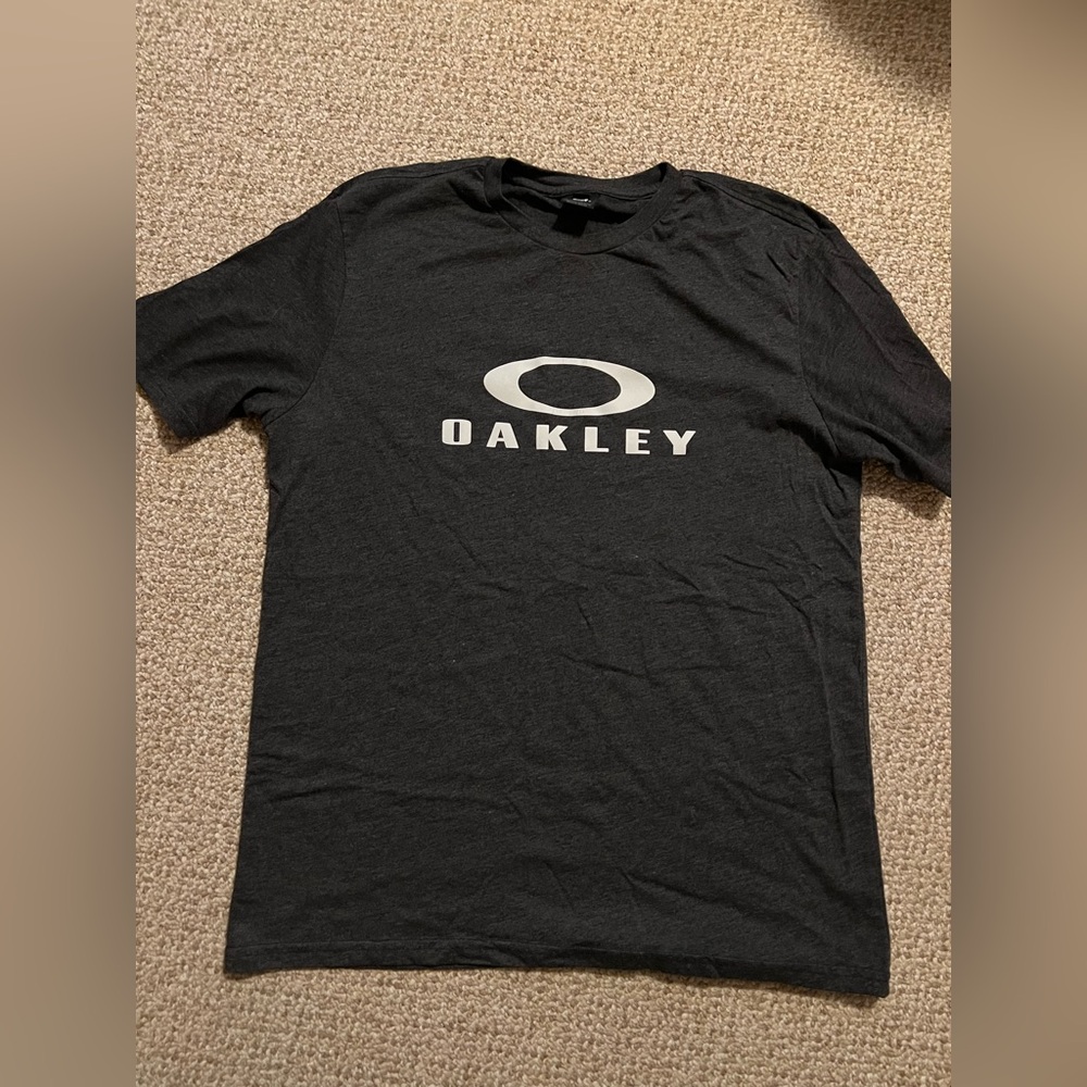 Oakley Men's Charcoal Gray Tee
